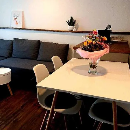 Ferien Im Heckenland Апартаменты *